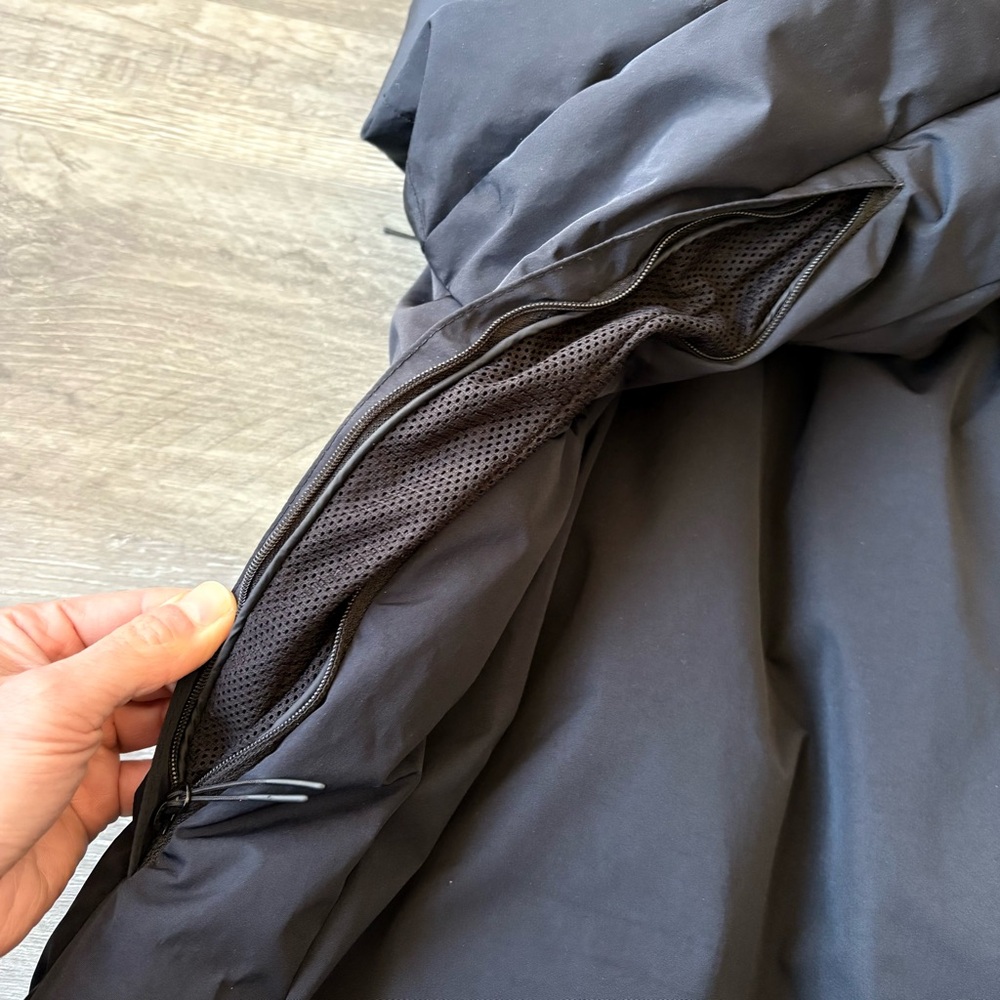 Holden Auburn Down Jacket - Women's M Black - Picture 12 of 13